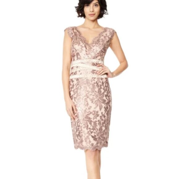 Tadashi Shoji Pailette Embroidered Lace V-Neck Dress Size 6 - 47760 - Picture 2 of 13